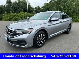 Used 2023 Volkswagen Jetta S image 1