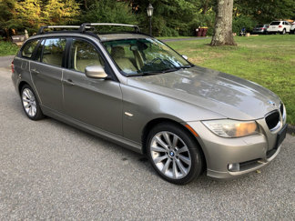 Used 2012 BMW 328i xDrive Wagon image 1