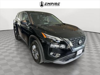 Used 2023 Nissan Rogue S image 1