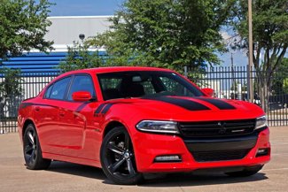 Used 2017 Dodge Charger R/T image 1