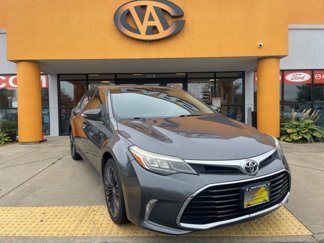 Used 2016 Toyota Avalon Touring image 1