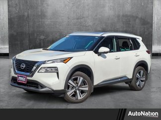 Used 2014 Nissan Pathfinder Platinum w/ Platinum Premium Package image 1