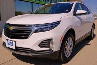 Used 2024 Chevrolet Equinox LT image 1