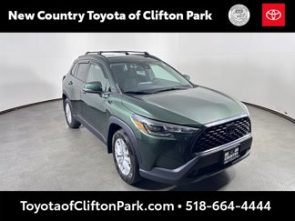 Used 2022 Toyota Corolla Cross LE image 1