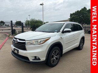 Used 2016 Toyota Highlander XLE image 1