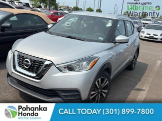 Used 2019 Nissan Kicks SV image 1