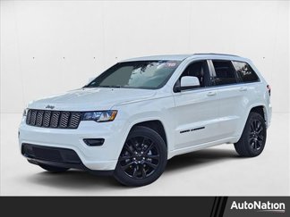 Used 2018 Jeep Grand Cherokee Altitude image 1
