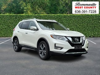 Used 2017 Nissan Rogue SL w/ SL Premium Package image 1