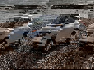 Used 2014 Nissan Juke SL image 1