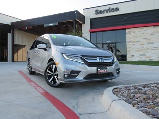 Used 2018 Honda Odyssey Elite image 1