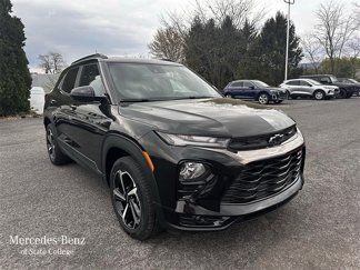 Used 2022 Chevrolet TrailBlazer RS w/ Sun and Liftgate Package image 1