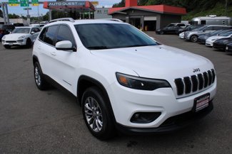 Used 2019 Jeep Cherokee Latitude Plus w/ Cold Weather Group image 1