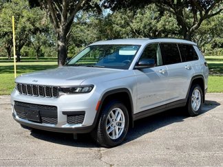 Used 2022 Jeep Grand Cherokee L Laredo w/ Luxury Tech Group I image 1