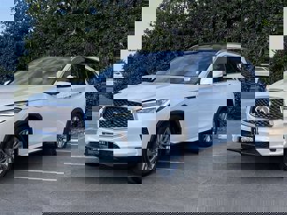 New 2025 INFINITI QX50 Luxe image 1