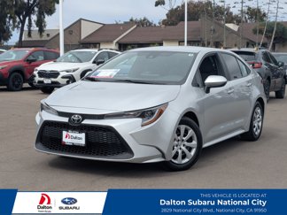 Used 2020 Toyota Corolla LE image 1