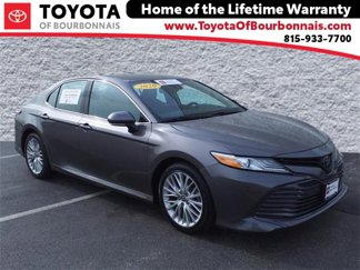 Used 2020 Toyota Camry XLE image 1