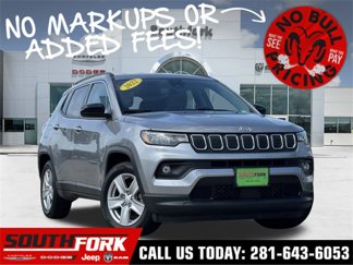 Used 2022 Jeep Compass Latitude w/ Convenience Group image 1