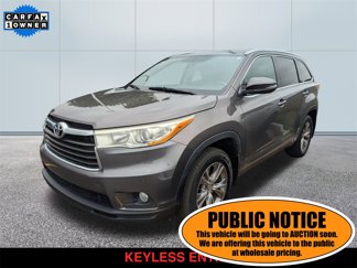 Used 2015 Toyota Highlander XLE image 1