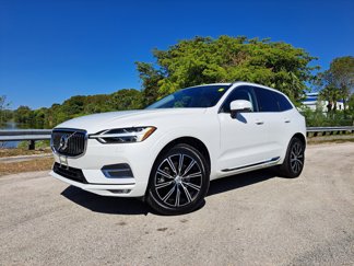 Used 2020 Volvo XC60 T5 Inscription image 1