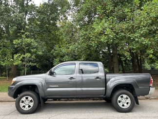 Used 2010 Toyota Tacoma w/ SR5 Package image 1