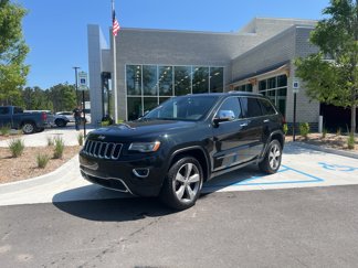 Used 2015 Jeep Grand Cherokee Limited w/ Luxury Group II image 1