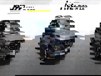 Used 2023 Hyundai Venue SEL image 1