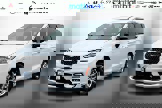 Used 2024 Chrysler Pacifica Touring-L image 1