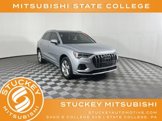 Used 2019 Audi Q3 2.0T Premium Plus image 1
