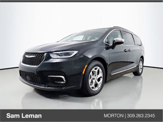 Used 2023 Chrysler Pacifica Limited image 1
