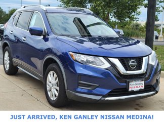 Used 2018 Nissan Rogue SV w/ Premium Package image 1