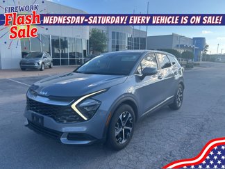 Used 2023 Kia Sportage EX image 1