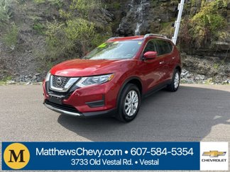 Used 2020 Nissan Rogue SV image 1