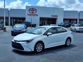Used 2024 Toyota Corolla LE image 1