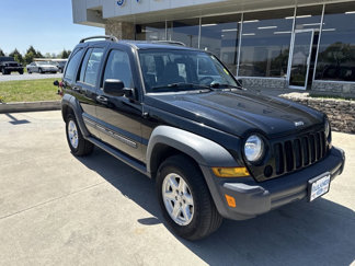 Used 2007 Jeep Liberty Sport image 1