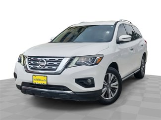 Used 2020 Nissan Pathfinder SV image 1