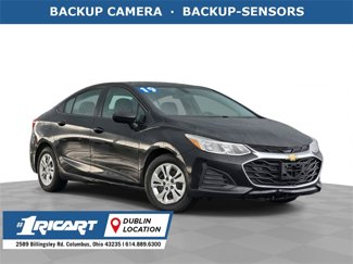 Used 2019 Chevrolet Cruze LS image 1