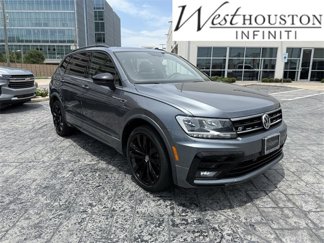 Used 2021 Volkswagen Tiguan SE R-Line image 1