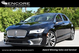 Used 2020 Lincoln MKZ Reserve image 1