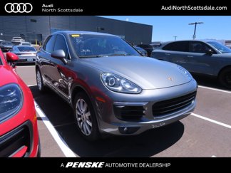 Used 2015 Porsche Cayenne S image 1