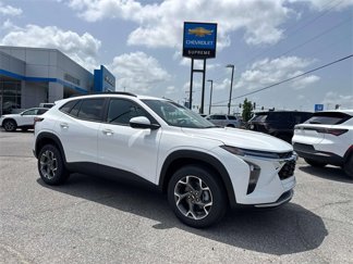 New 2025 Chevrolet Trax LT w/ Driver Confidence Package image 1