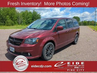 Used 2019 Dodge Grand Caravan SE image 1