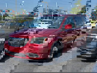 Used 2012 Chrysler Town & Country Touring w/ Entertainment Group #1 image 1