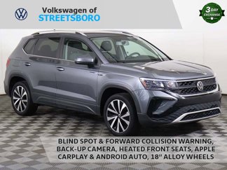 Used 2022 Volkswagen Taos SE image 1