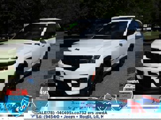 Used 2023 Jeep Grand Cherokee Altitude image 1