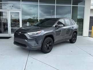Used 2022 Toyota RAV4 XLE image 1