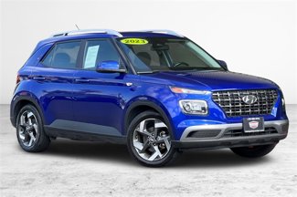 Used 2023 Hyundai Venue SEL image 1