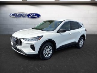 Used 2023 Ford Escape Active image 1