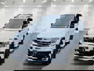 Used 2021 Volkswagen Tiguan SE R-Line image 1