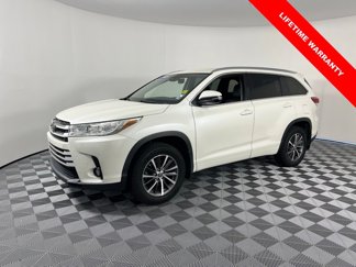 Used 2018 Toyota Highlander FWD V6 image 1
