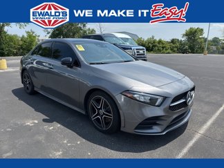 Used 2019 Mercedes-Benz A 220 4MATIC image 1